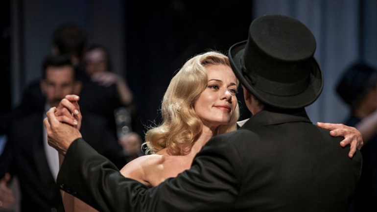 Ζέτα Μακρυπούλια: «Θα ήθελα να δοκιμαστώ και σε άλλα πράγματα»