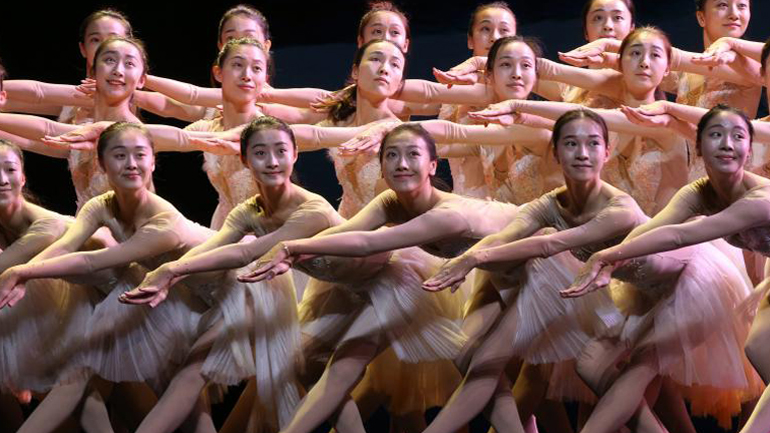 Πάτρα: Η Στέγη Πολιτισμού και Παράδοσης «Αγία Λαύρα» θα συμμετέχει στο Διεθνές Φεστιβάλ Παραδοσιακών Χορών του Πεκίνου