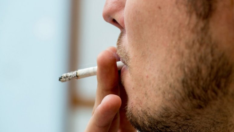 Ο αριθμός των σπερματοζωαρίων είναι 50% χαμηλότερος σε όσους είχαν πατέρα καπνιστή