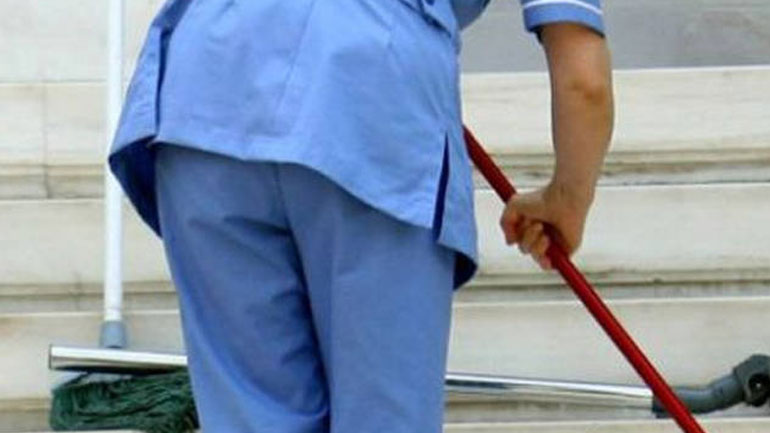 ΑΔΕΔΥ: Οργή για την καταδίκη της καθαρίστριας