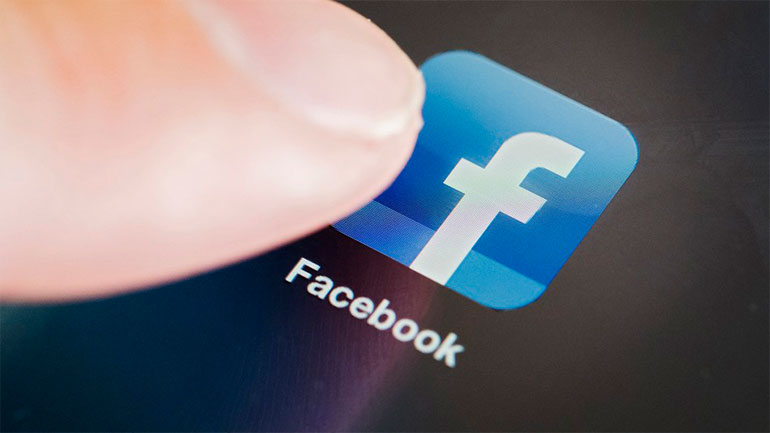 Facebook: Παλιά μηνύματα επανεμφανίζονται τυχαία στο Messenger