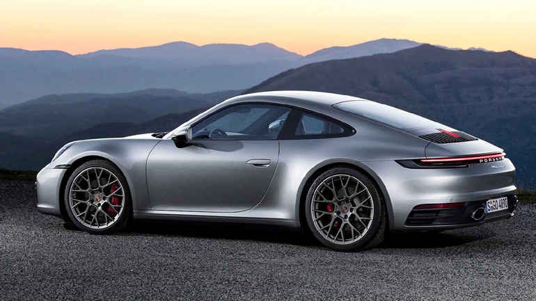 Πιο ισχυρή και εξελιγμένη η νέα Porsche 911