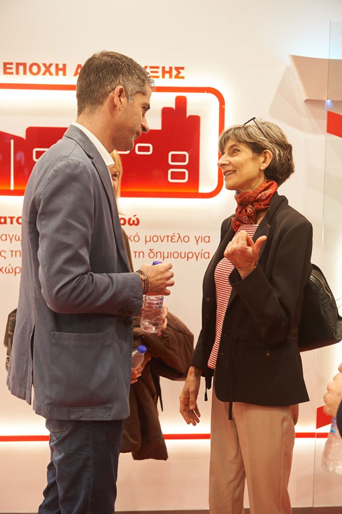 Η Πρέσβης της Βρετανίας κα Kate Smith και ο Περιφερειάρχης Στερεάς Ελλάδας κ. Κώστας Μπακογιάννης