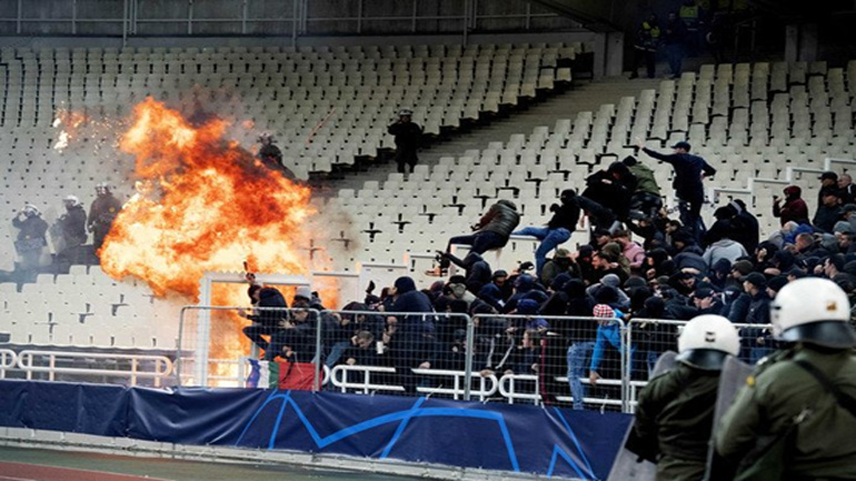 Και τι α κανς; Α κάειτς α μαλώεις;