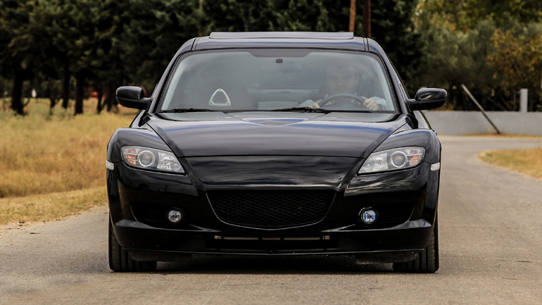 Στην Θεσσαλονίκη κατασκεύασαν το ηλεκτρικό Mazda RX-8 Στην Θεσσαλονίκη κατασκεύασαν το ηλεκτρικό Mazda RX-8