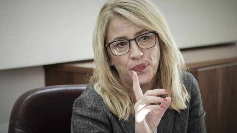 Δούρου: «Βιώσιμος ο προϋπολογισμός στην Περιφέρεια»