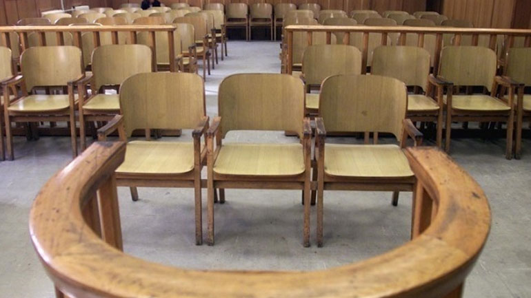 Θεσσαλονίκη: Σε 48 χρόνια κάθειρξη καταδικάστηκε δάσκαλος για αποπλάνηση μαθητριών του