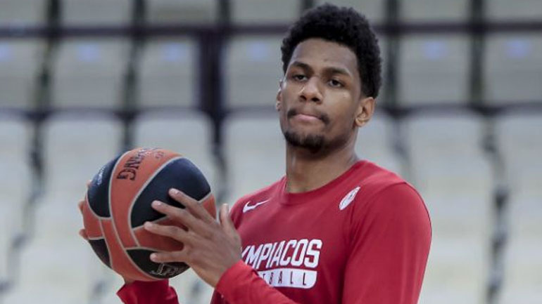 Ολυμπιακός: Xάνει το ματς με την Μπουντούτσνοστ ο Τουπάν