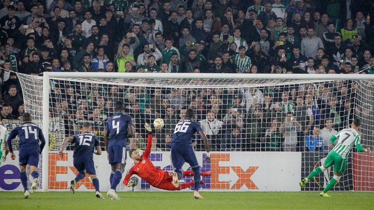 Πάλεψε στο «Βιγιαμαρίν» ο Ολυμπιακός – Έχασε με 1-0 από την Μπέτις