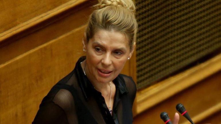 Παπακώστα: «Όσοι επιχειρούν να πλήξουν την Αστυνομία θα βρουν απέναντί τους την κοινωνία»