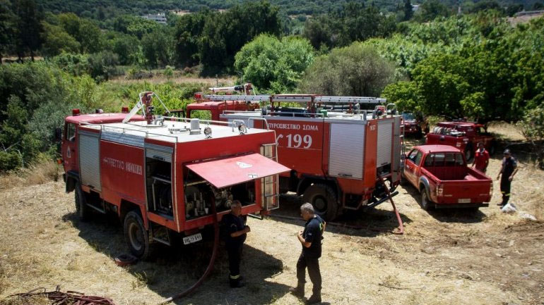 Ένας νεκρός από πυρκαγιά κοντά στο στρατόπεδο Καποτά στο Μενίδι