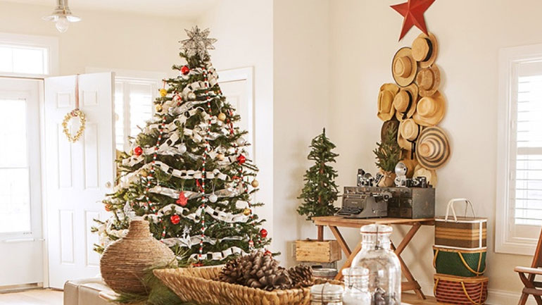 Ιδέες για το πώς να στολίσετε εφέτος το χριστουγεννιάτικο δέντρο σας