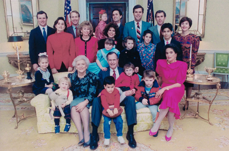 H οικογένεια Μπους στον Λευκό Οίκο το 1989