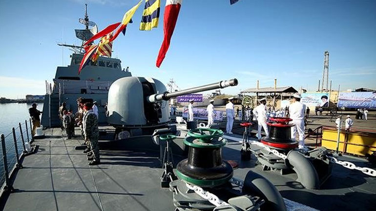 Το ιρανικό Πολεμικό Ναυτικό καθέλκυσε στον Κόλπο ένα «αόρατο» αντιτορπιλικό