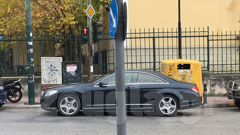 Σε άδεια δικαστήρια ο Κούγιας πάρκαρε σε… διάβαση πεζών