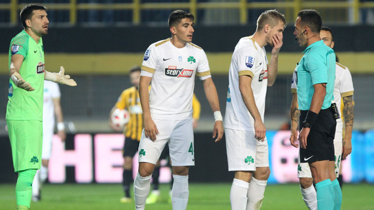 Πέναλτι για… γέλια και για κλάματα έδωσε ο Τζοβάρας στο ντέρμπι Άρης-Παναθηναϊκός