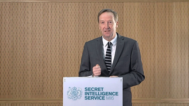 Ο επικεφαλής της MI6 προειδοποιεί τη Ρωσία και σημειώνει την αυξανόμενη ισχύ της Κίνας