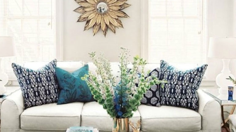 Πώς να δώσεις στα αγαπημένα σου μαξιλάρια τον χαμένο τους όγκο