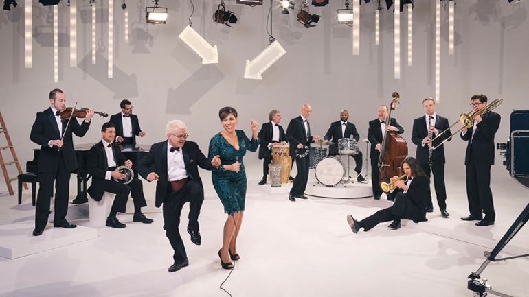 Οι Pink Martini στο Christmas Theater