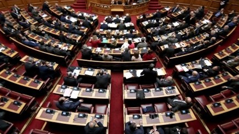 Βουρκωμένη Δευτέρα μες στην τρελή χαρά