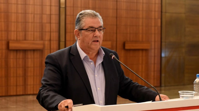 Συνάντηση Δ. Κουτσούμπα με τον δήμαρχο Σάμου και εκπροσώπους τοπικών φορέων για το προσφυγικό