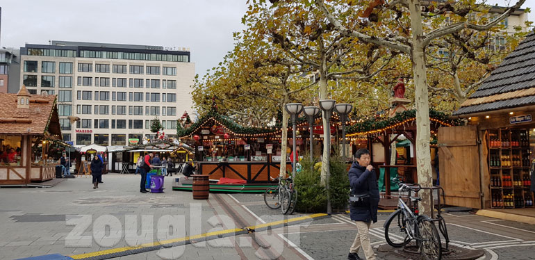 Χρώματα και μυρωδιές στην χριστουγεννιάτικη αγορά