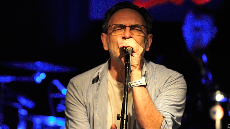 Ο Διονύσης Τσακνής τις Πέμπτες του Δεκέμβρη στο The Zoo