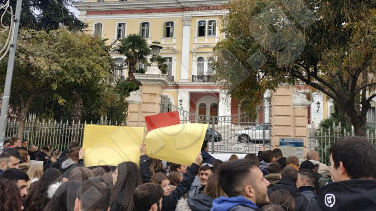 Θεσσαλονίκη: Πορεία φοιτητών και αποφοίτων της ΣΕΦΑΑ του ΑΠΘ