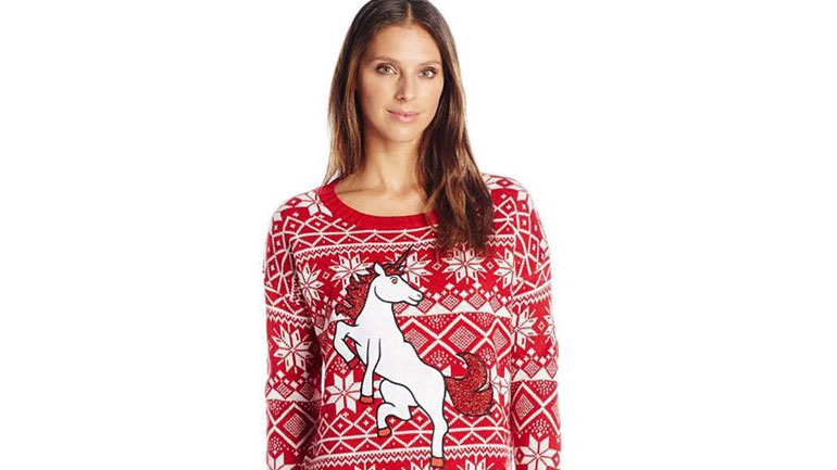Δείτε τις 10 καλύτερες χριστουγεννιάτικες μπλούζες για το 2018