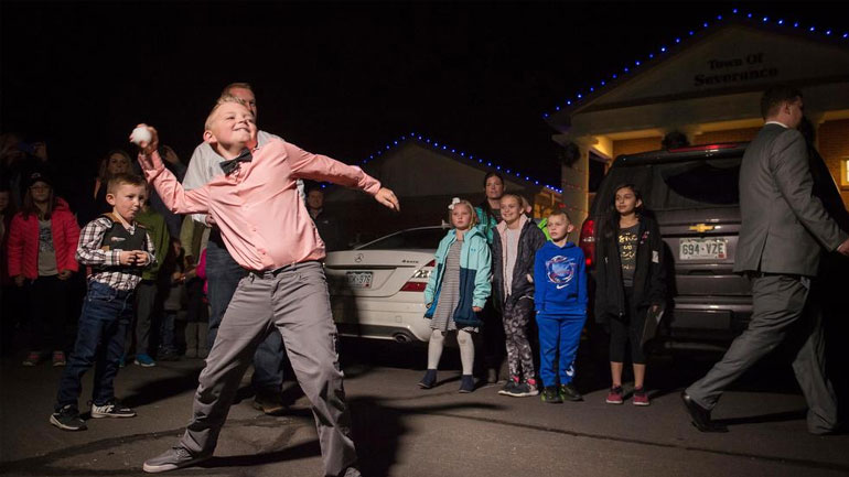 Επιτέλους νόμιμος ο χιονοπόλεμος στο Κολοράντο μετά από παρέμβαση 9χρονου πιτσιρικά