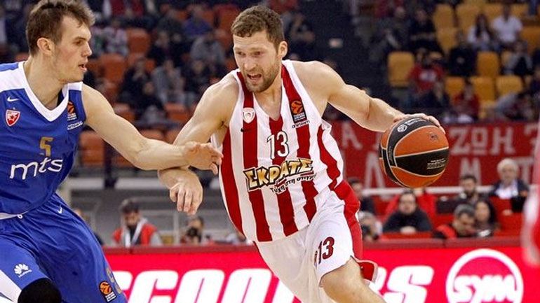 «Ο Στρέλνιεκς είχε πρόταση από τους Σπερς αλλά αποφάσισε να μείνει στον Ολυμπιακό»