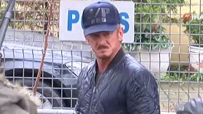 Ο Σον Πεν γυρίζει ντοκιμαντέρ στην Κωνσταντινούπολη για τον Κασόγκι