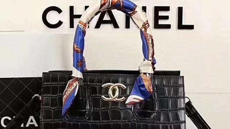 Ο οίκος Chanel βάζει τέλος στη χρήση δερμάτων κροκοδείλου, φιδιού και σαύρας στα προϊόντα του