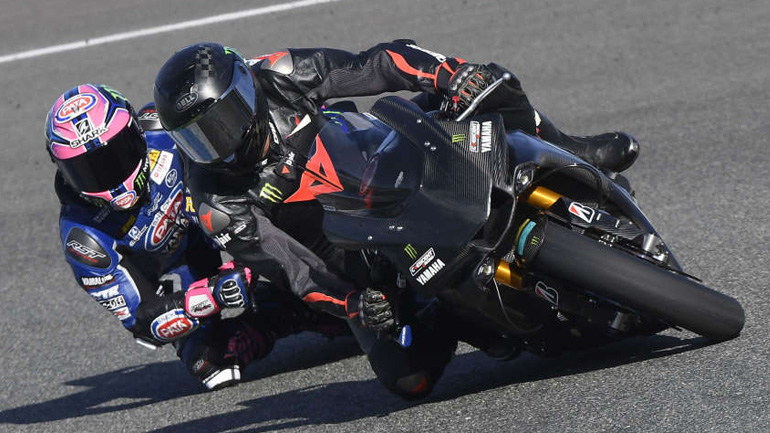 Ο Χάμιλτον σε δύο ρόδες!