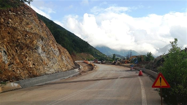 Έργα συντήρησης στην Ε.Ο Πάτρας-Καλαβρύτων