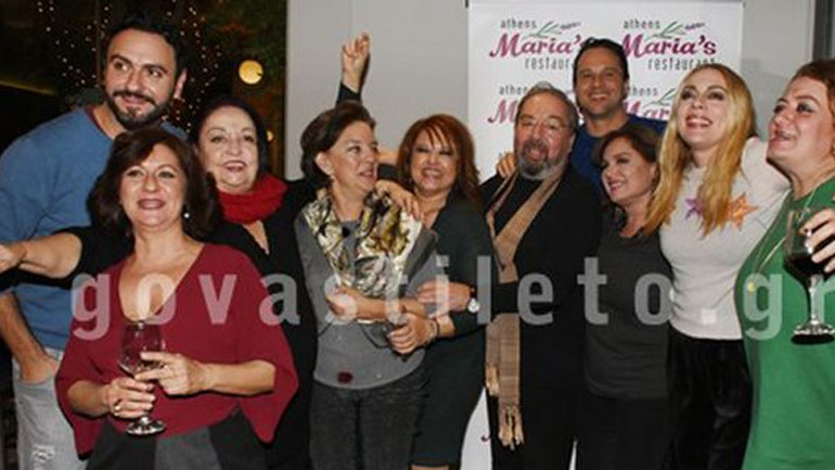 Βραδινή έξοδος για τον θίασο της παράστασης «Μάγισσες της Σμύρνης»