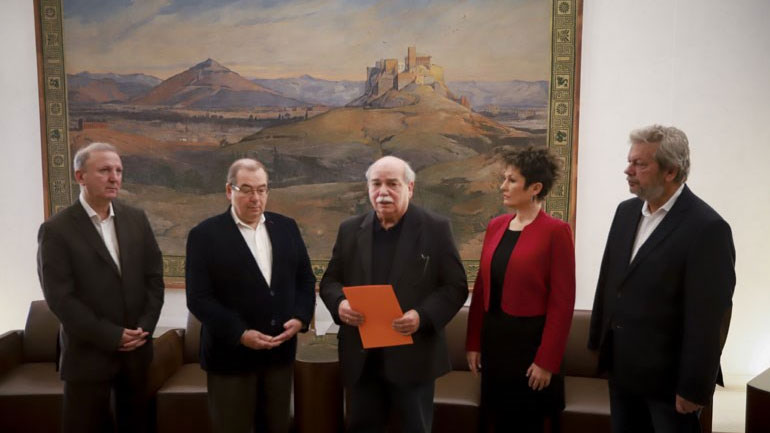 Το πόρισμα στη Βουλή και τη Δικαιοσύνη