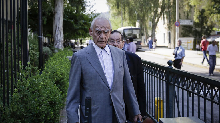 Αγωγή Τζοχατζόπουλου στην εφημερίδα «Δημοκρατία» για τα 19 εκατ. ευρώ