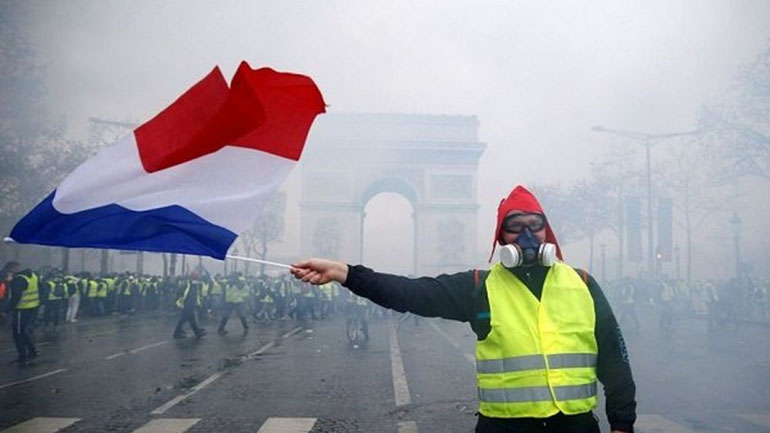 «Κίτρινα Γιλέκα»: Τις 278 έφτασαν οι συλλήψεις