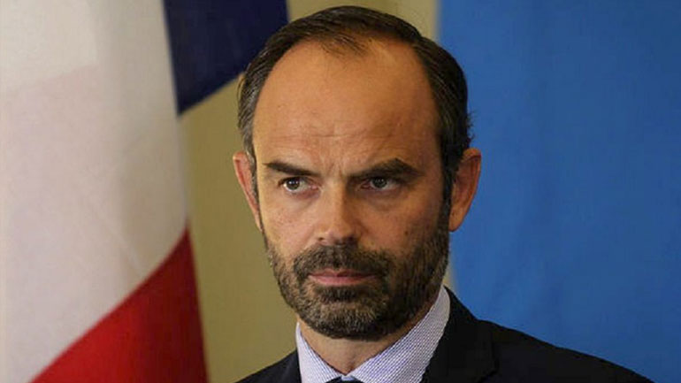 Εντουάρ Φιλίπ: «Πρέπει να ξαναϋφάνουμε την εθνική ενότητα»