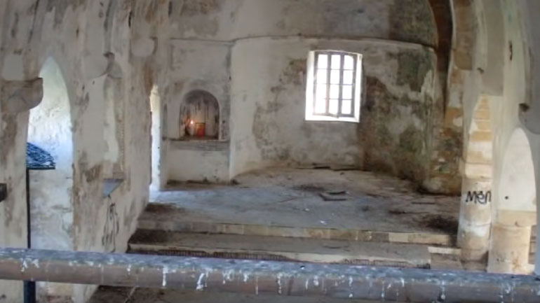 Τουρκοκύπριοι έκλεψαν μέχρι και την καμπάνα μοναστηριού στη Μύρτου