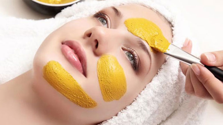 DIY: Μάσκα προσώπου με άρωμα Χριστουγέννων