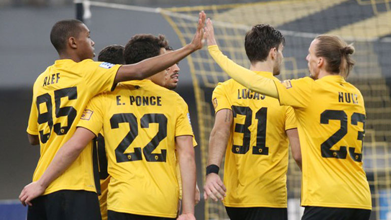 Τα «κίτρινα γιλέκα» της ΑΕΚ