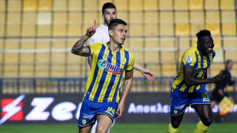 «Τρίποντο» για τον Παναιτωλικό, 2-1 τον Απόλλωνα Σμύρνης