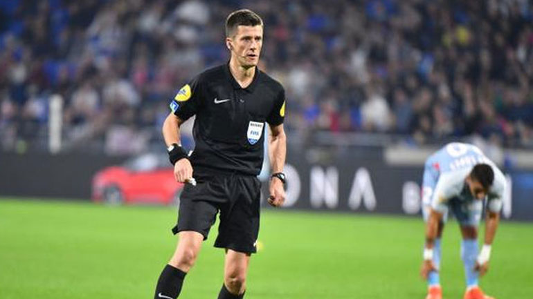 Europa League: Οι διαιτητές που θα διευθύνουν τα κρίσιμα παιχνίδια του ΠΑΟΚ και του Ολυμπιακού