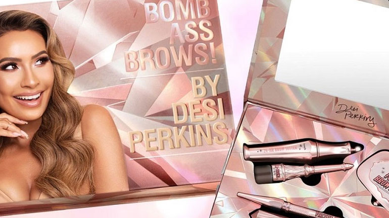 Η Desi Perkins συνεργάζεται με την Benefit Cosmetics και λανσάρει το απόλυτο kit για τα φρύδια!