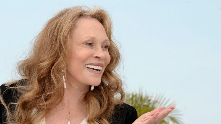 H Φέι Ντάναγουεϊ επιστρέφει στο Μπρόντγουεϊ