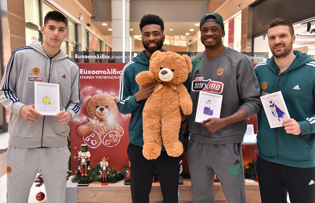 2. Οι αθλητές της ΚΑΕ Παναθηναϊκός ΟΠΑΠ επιλέγουν Ευχοστολίδια