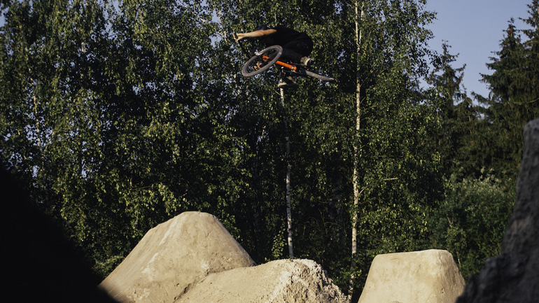 Αυτό και αν είναι style