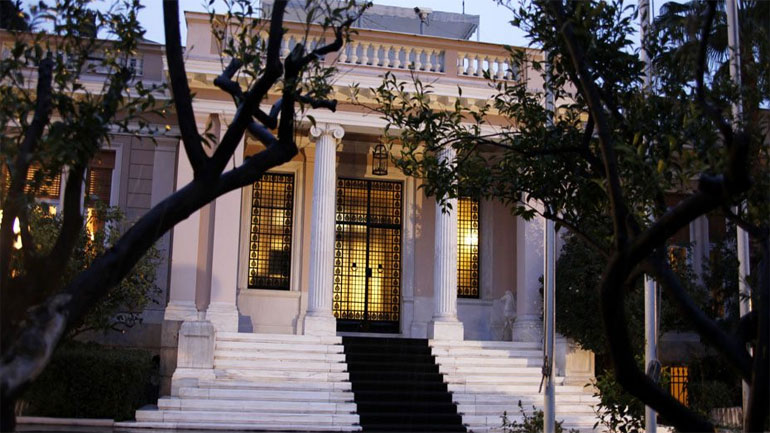 Μαξίμου: «Θρασύδειλος ο Μητσοτάκης, να πει ποιοι Ευρωπαίοι έκαναν συναλλαγή με τον Τσίπρα»